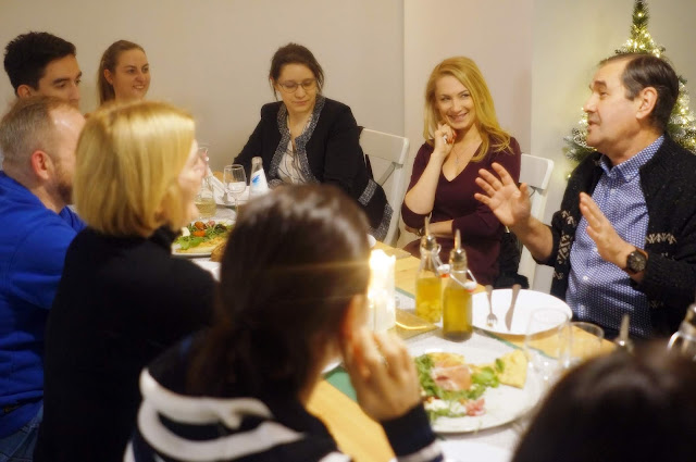 wspólne-zdjęcie-pracowników-fundacji